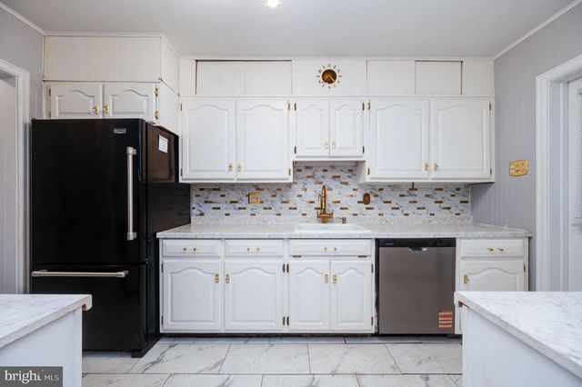 1800 OLIVE ST, Reading, PA 19604