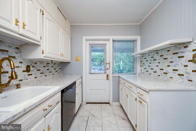 1800 OLIVE ST, Reading, PA 19604