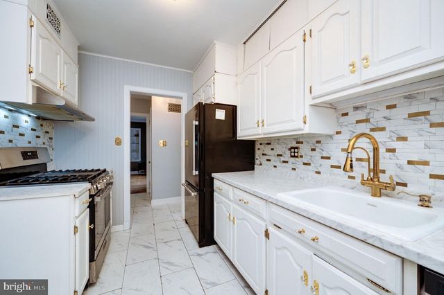 1800 OLIVE ST, Reading, PA 19604