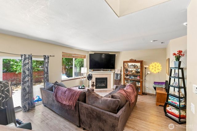 10469 Yelm Terra Street SE, Yelm, WA 98597