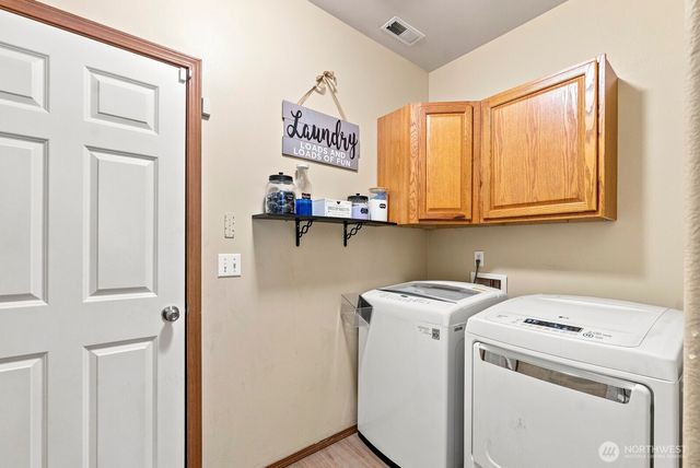 10469 Yelm Terra Street SE, Yelm, WA 98597