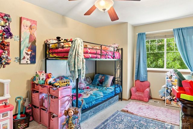 10469 Yelm Terra Street SE, Yelm, WA 98597