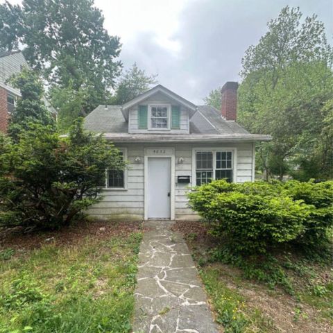 4832 46TH ST NW, Washington, DC 20016