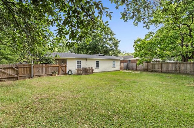 327 1st Avenue, Saraland, AL 36571