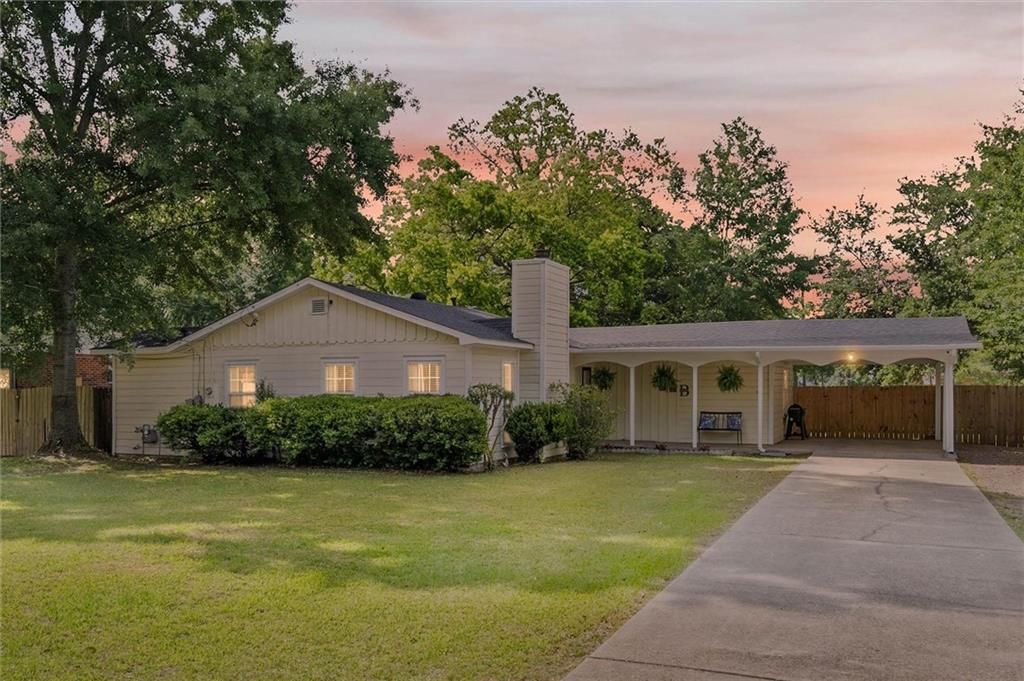 327 1st Avenue, Saraland, AL 36571
