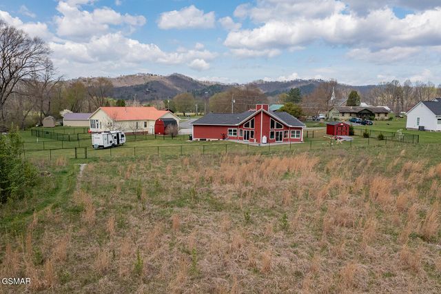 2221 Meadowbrook Lane, Sevierville, TN 37862