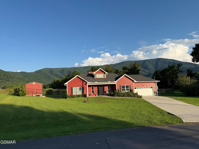 2221 Meadowbrook Lane, Sevierville, TN 37862