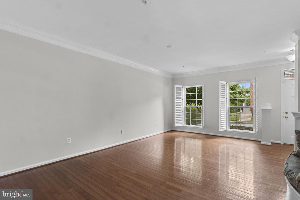 Image 15 of property listing at 7563 WILLOW BOTTOM RD, Sykesville, MD 21784