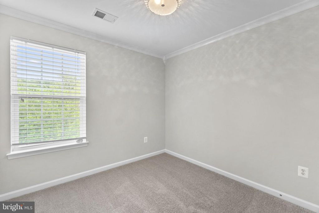 Image 32 of property listing at 7563 WILLOW BOTTOM RD, Sykesville, MD 21784