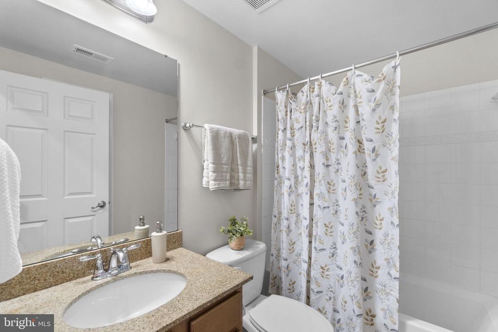 Image 34 of property listing at 7563 WILLOW BOTTOM RD, Sykesville, MD 21784