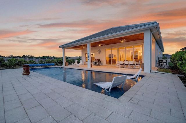 94 DEL PALMA DRIVE, Palm Coast, FL 32137