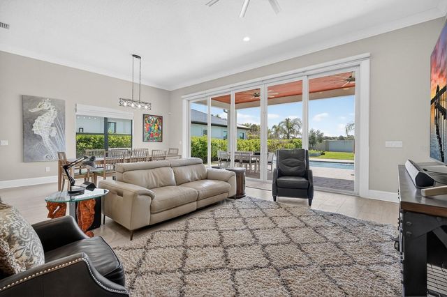 94 DEL PALMA DRIVE, Palm Coast, FL 32137