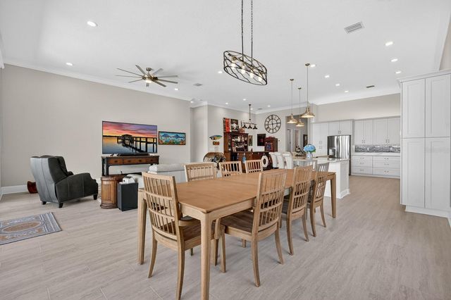 94 DEL PALMA DRIVE, Palm Coast, FL 32137