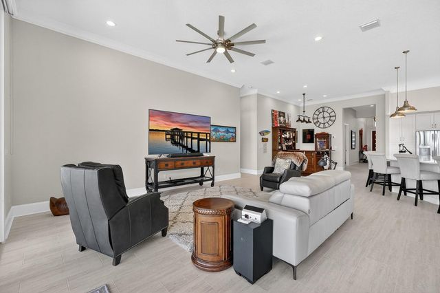 94 DEL PALMA DRIVE, Palm Coast, FL 32137