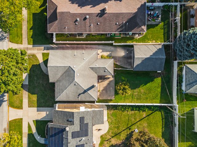 1944 Stratford Avenue, Westchester, IL 60154