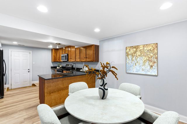 4558 N Kostner Avenue G, Chicago, IL 60630