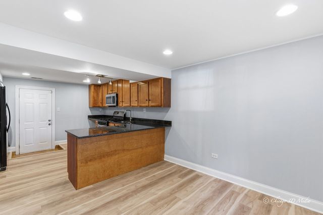 4558 N Kostner Avenue G, Chicago, IL 60630