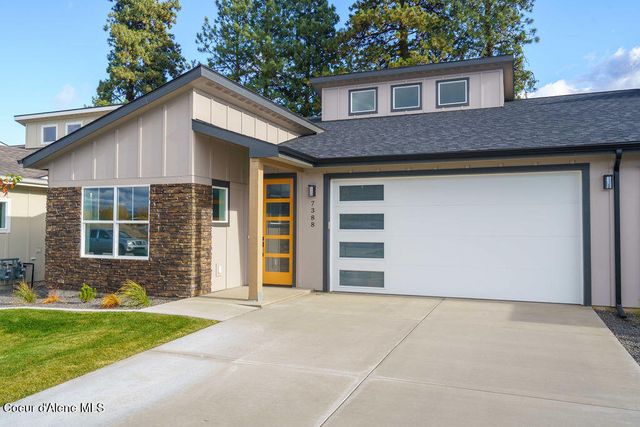 7388 N Breaux Dr, Coeur d'Alene, ID 83815 property photo