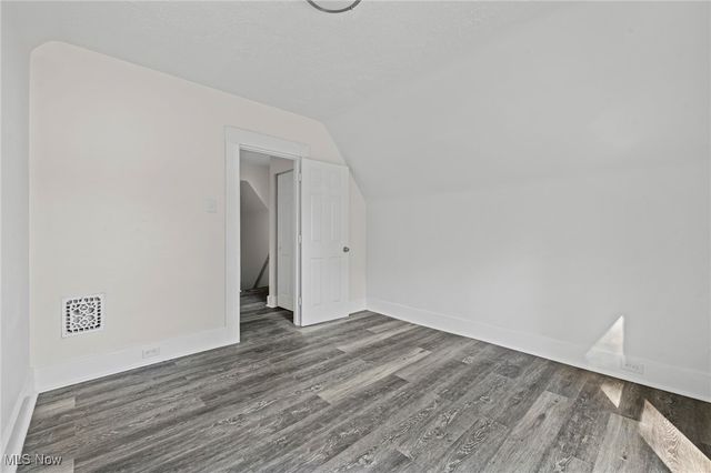 3902 W 37th Street, Cleveland, OH 44109