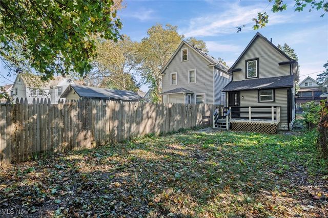 3902 W 37th Street, Cleveland, OH 44109