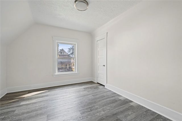 3902 W 37th Street, Cleveland, OH 44109