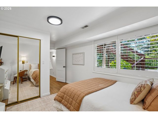 1432 GREENTREE Cir, Lake Oswego, OR 97034