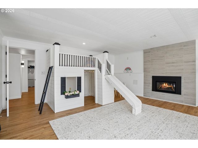 1432 GREENTREE Cir, Lake Oswego, OR 97034