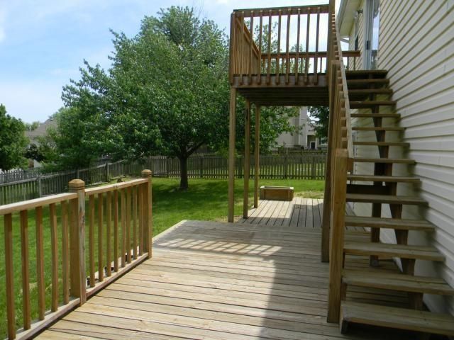 1904 Quail Ridge Drive, Liberty, MO 64068