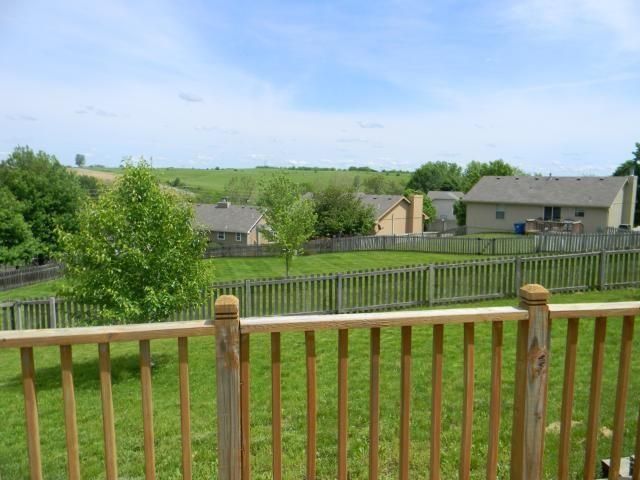 1904 Quail Ridge Drive, Liberty, MO 64068