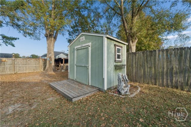 156 Burton Road, Savannah, GA 31405