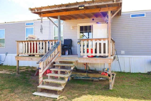 21625 County Road 3749d, Cleveland, TX 77327