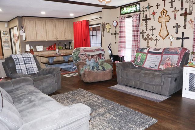 21625 County Road 3749d, Cleveland, TX 77327