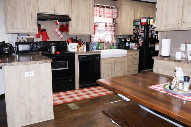 21625 County Road 3749d, Cleveland, TX 77327