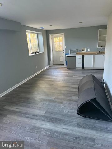 17 ELM RD, Riva, MD 21140