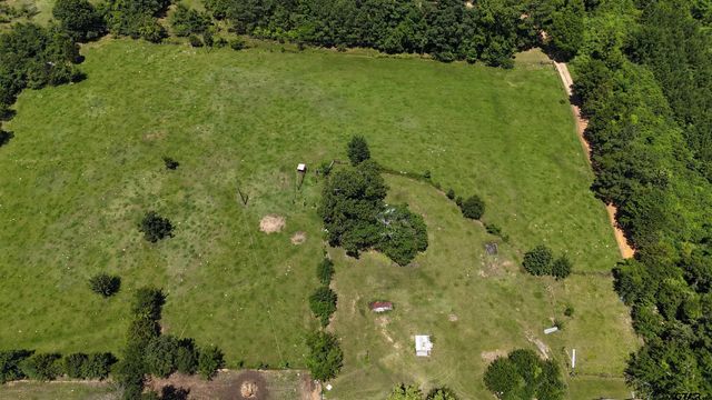 18242 C R 2281, Arp, TX 75750
