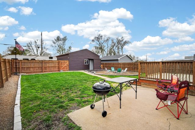 100 4th Avenue SE, Altoona, IA 50009