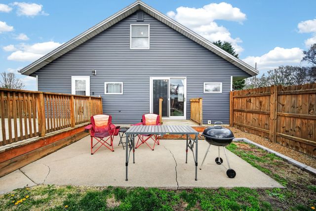 100 4th Avenue SE, Altoona, IA 50009