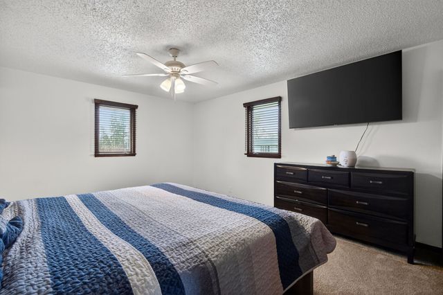 100 4th Avenue SE, Altoona, IA 50009