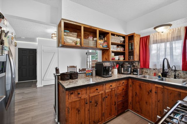 100 4th Avenue SE, Altoona, IA 50009