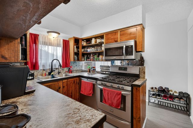 100 4th Avenue SE, Altoona, IA 50009