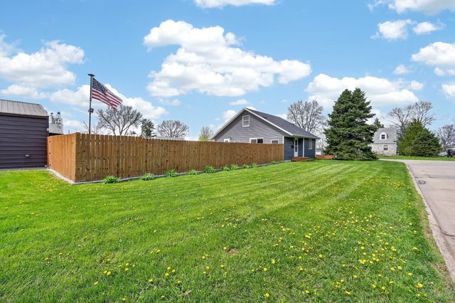 100 4th Avenue SE, Altoona, IA 50009