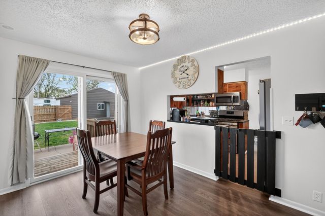 100 4th Avenue SE, Altoona, IA 50009