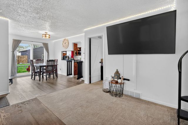 100 4th Avenue SE, Altoona, IA 50009