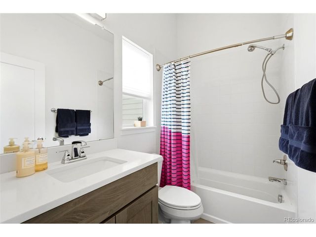 8711 E Hampden Ave 11, Denver, CO 80231