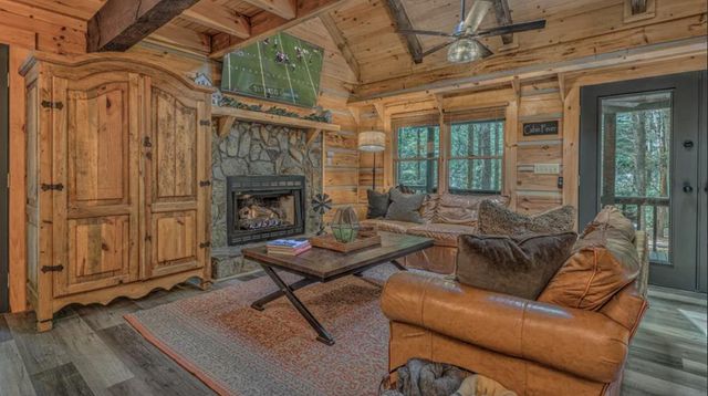 70 Stanley Creek Cross, Blue Ridge, GA 30513