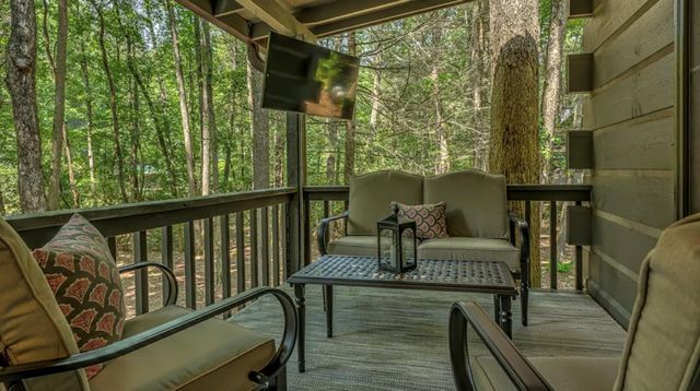 70 Stanley Creek Cross, Blue Ridge, GA 30513