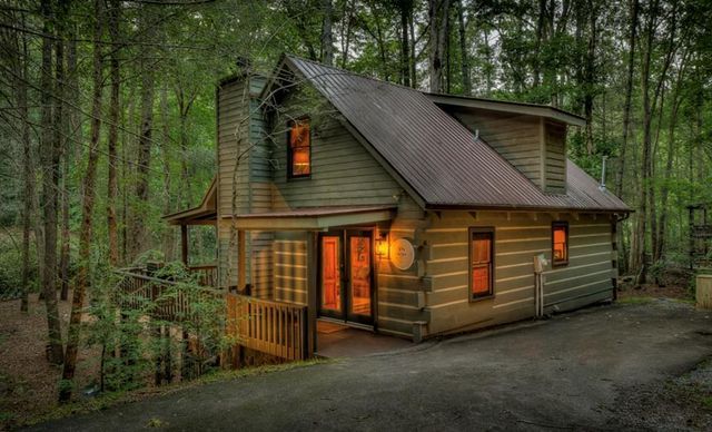 70 Stanley Creek Cross, Blue Ridge, GA 30513
