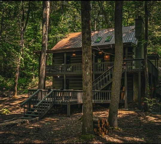 70 Stanley Creek Cross, Blue Ridge, GA 30513