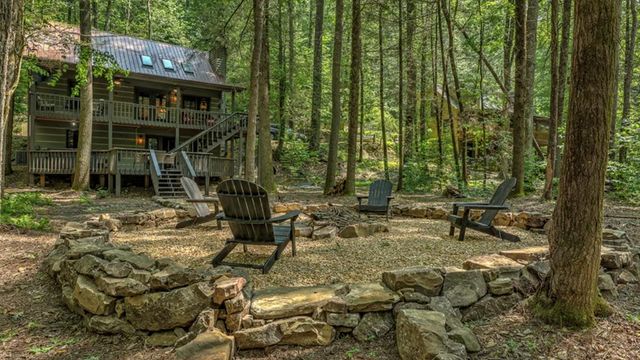 70 Stanley Creek Cross, Blue Ridge, GA 30513
