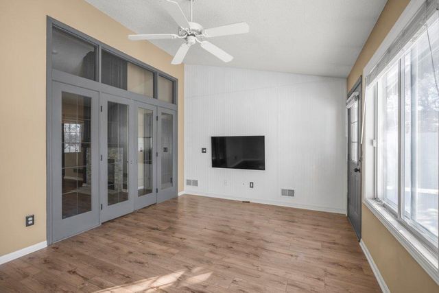 8870 Peep Oday Trail, Eden Prairie, MN 55347